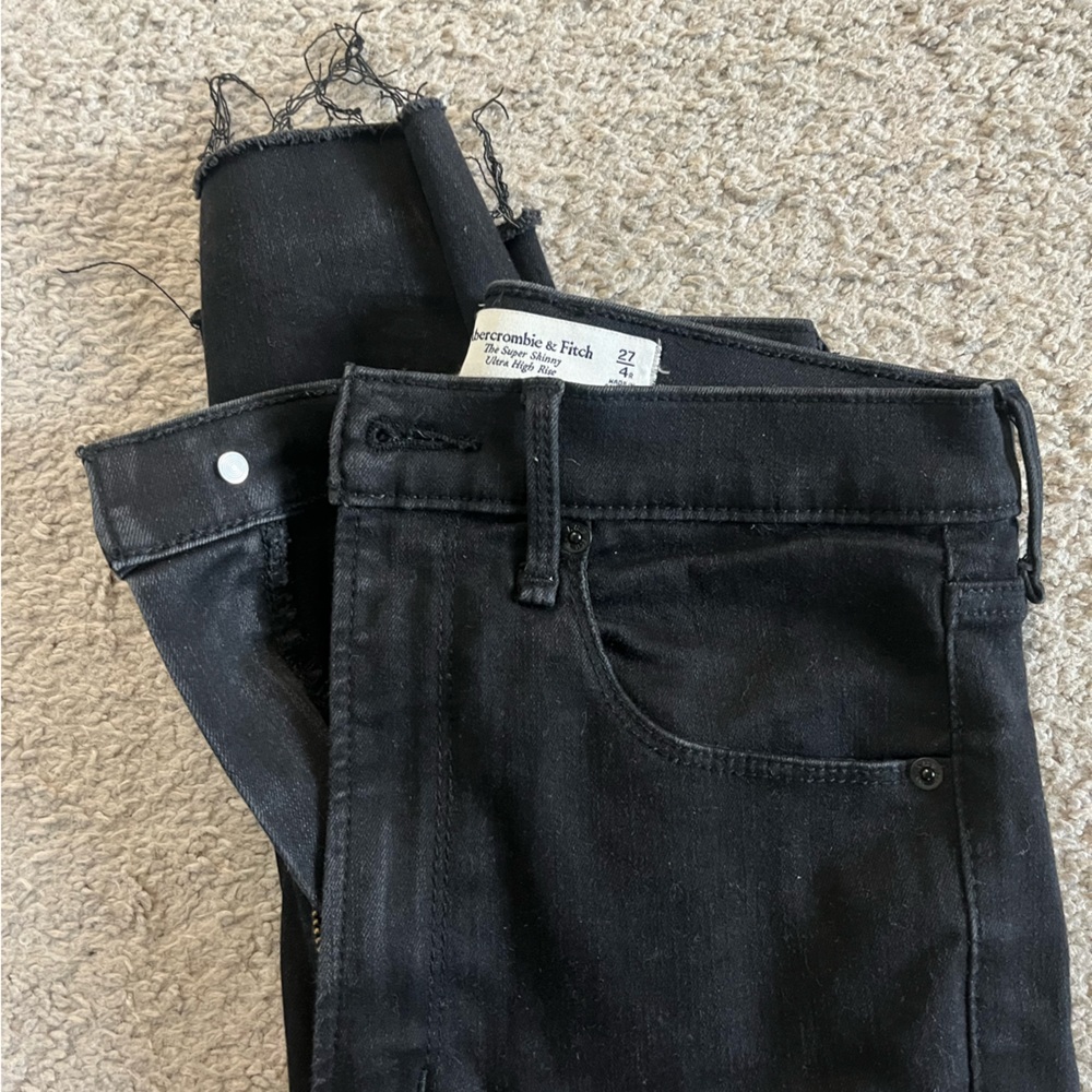 Abercrombie & Fitch Women's Black High Rise Jeans